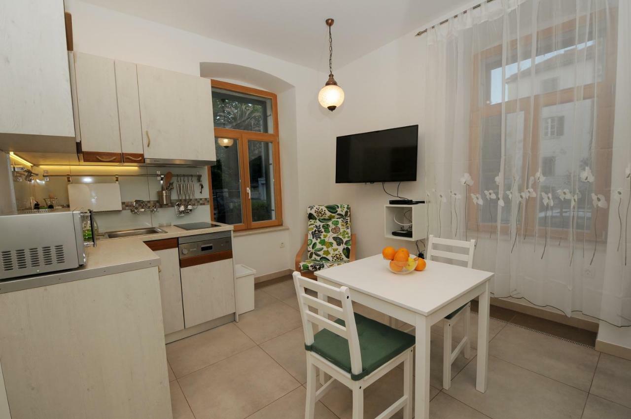 Studio Apartment Dzapo Спліт Екстер'єр фото
